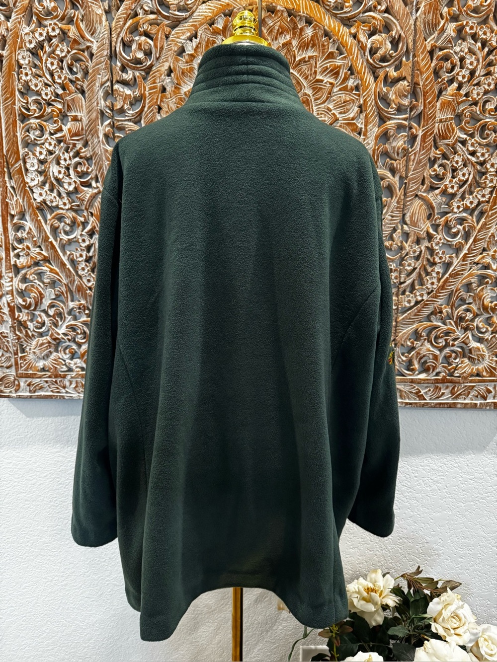 Bob Mackie Dark Green Fall Leaves Embroidered Fleece Button-Up Sweater Jacket 2X - Picture 3 of 14